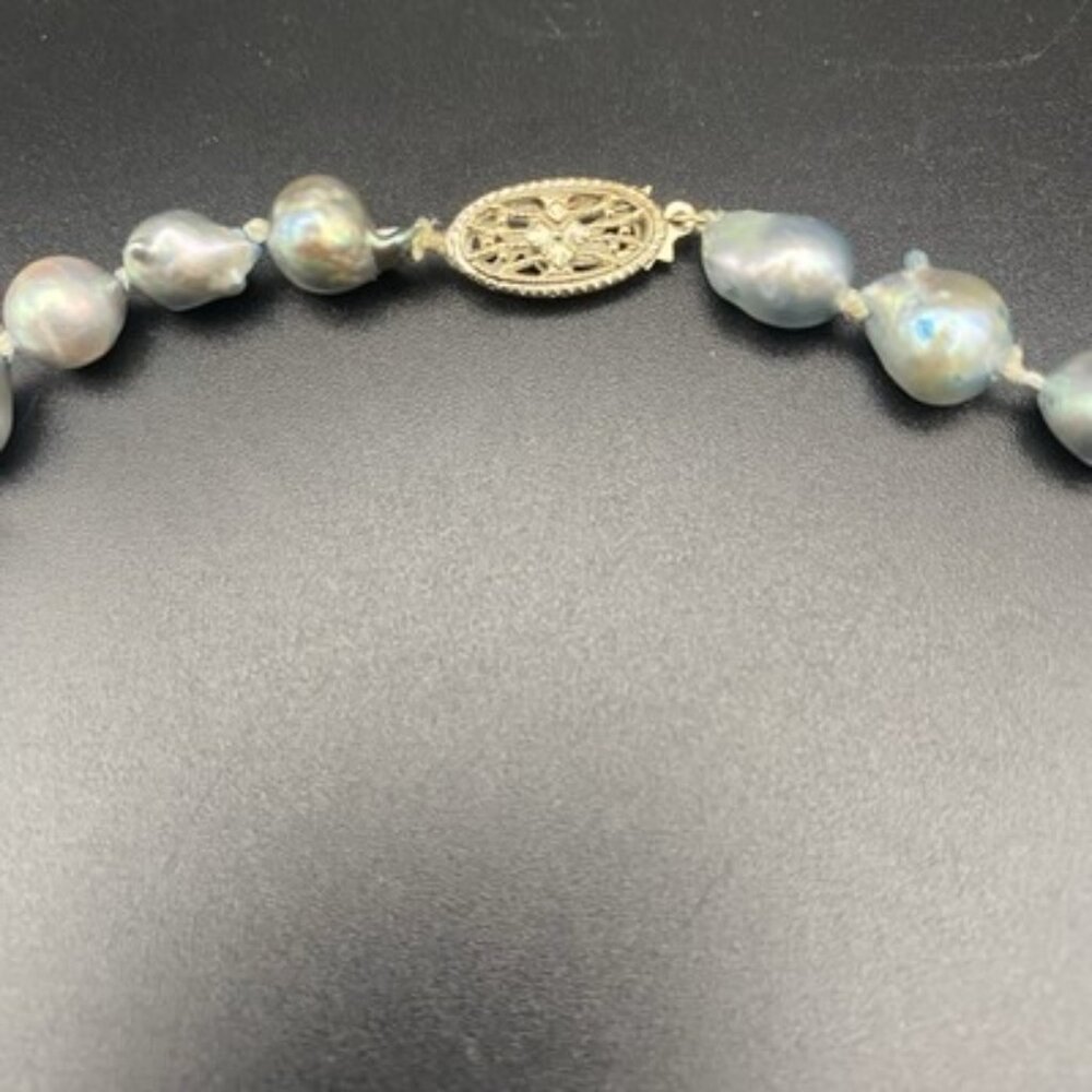 Vtg Gray Baroque Cultured Pearl Necklace 18" Hand-Knotted Sterling Silver Clasp - Picture 5 of 9
